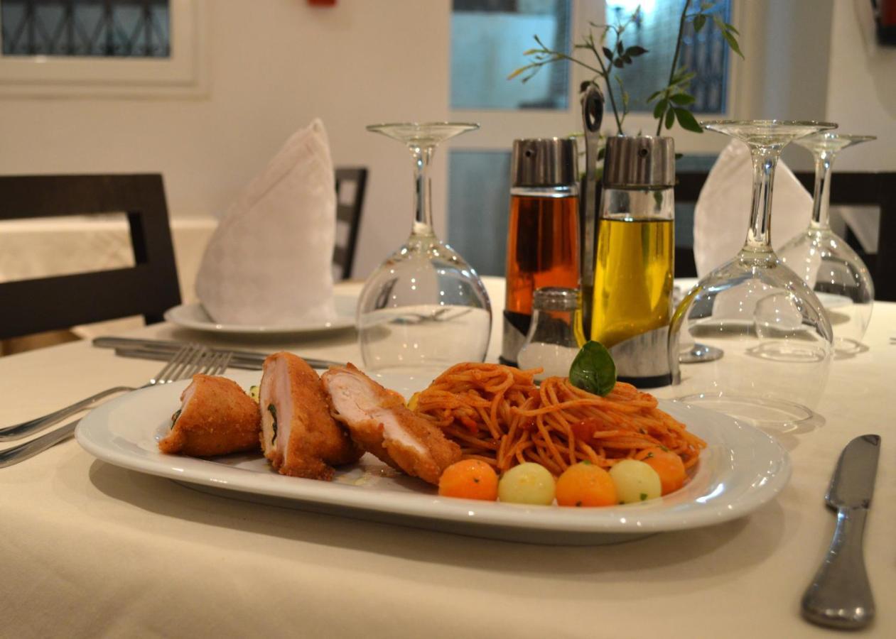 טוזר Castilia Suites מראה חיצוני תמונה